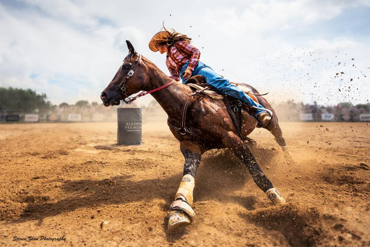 1-2slam on the brakes---- sony world photography awards 2023 （winner--motion section）.png